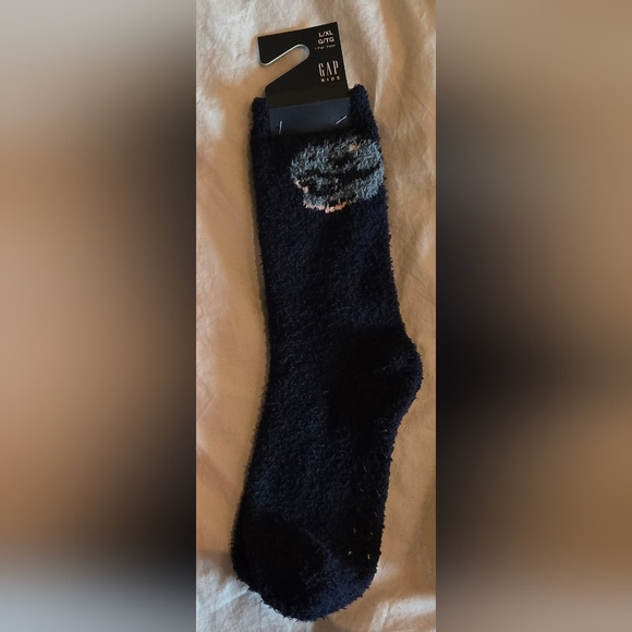 NWT - 3 Pairs Old Navy Winter Coloured Non-Skid/Gripper Socks/Slippers; Size: XL - Picture 3 of 13